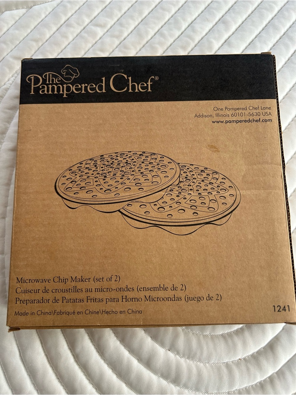 The Pampered Chef Brown and Black Microwave Chip Maker (Set of 2)